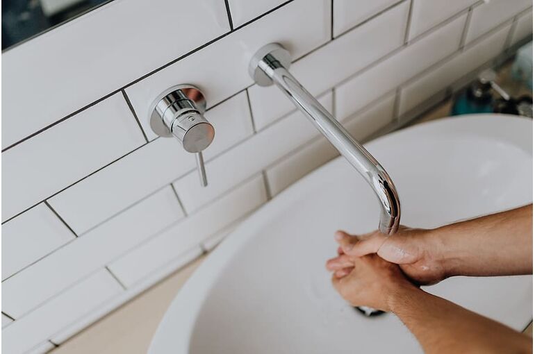 adult-water-clean-hands