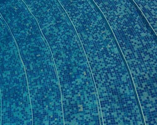 summer-water-vacation-pool