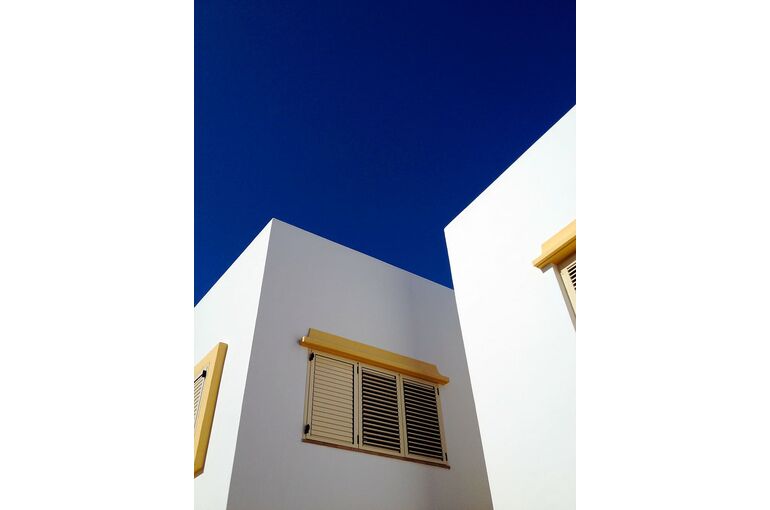 apartment-architecture-building-home