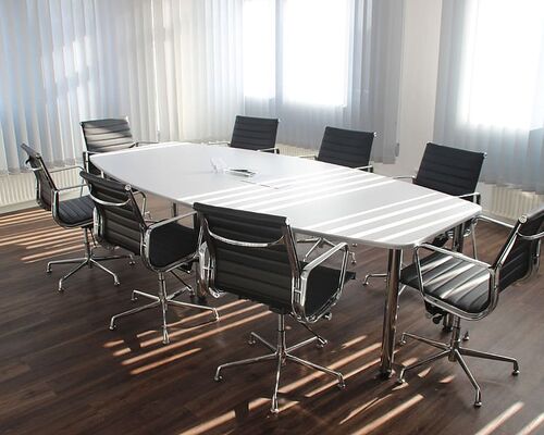 business-marketing-meeting-office