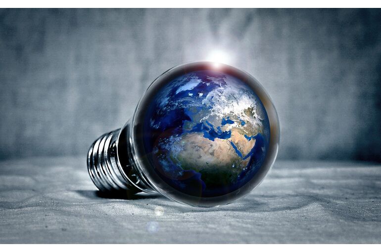 earth-2581631_1920