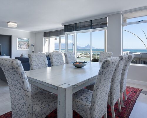 dining-room-3108037_1280
